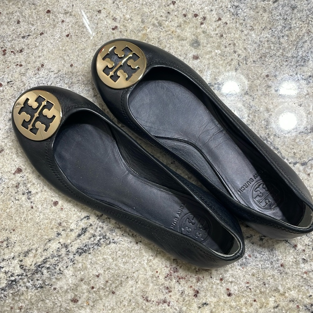 Tory Burch flats! Been worn once!